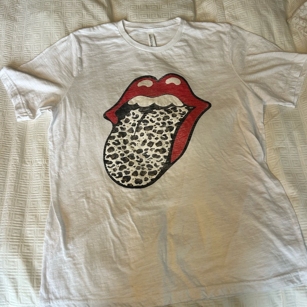 Bella Canvas White Shirt with Red and Black Graphic lipstick